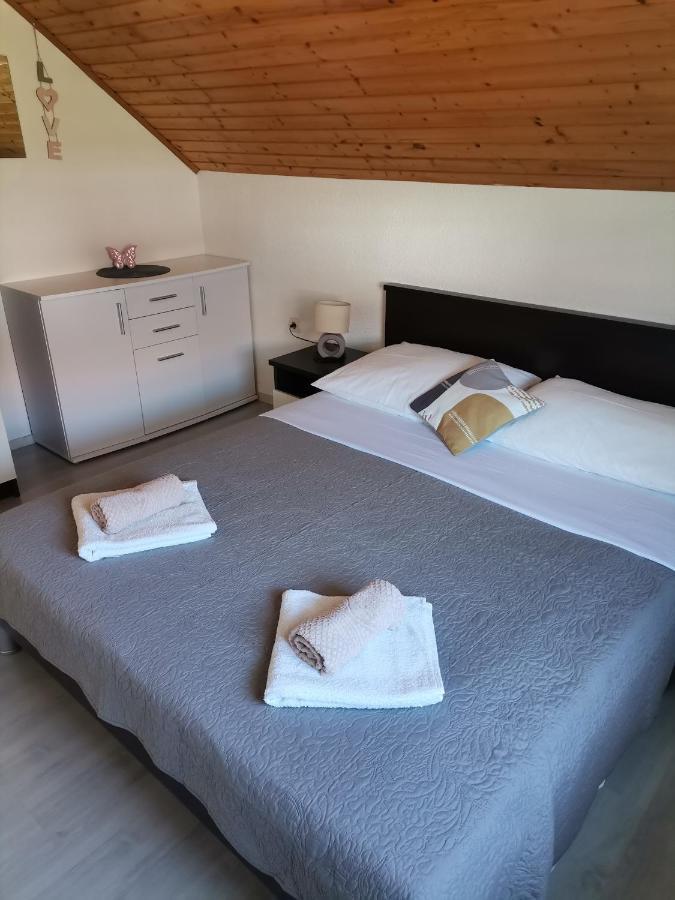 Apartment Dolores Smoljanac Luaran gambar