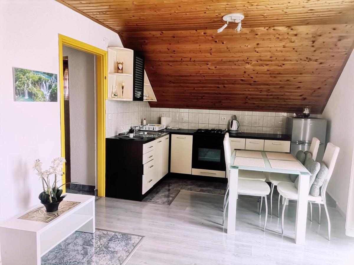 Apartment Dolores Smoljanac Luaran gambar